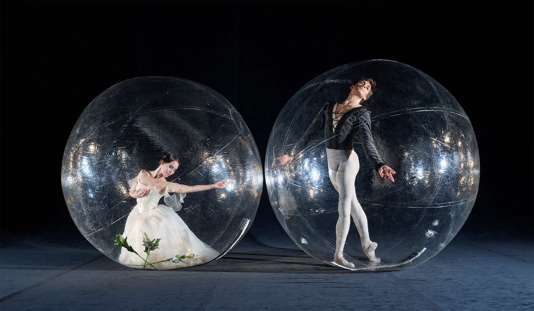 Social Distance Stacks in cooperation with Ballett Stuttgart